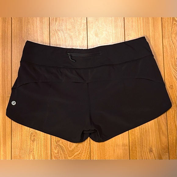 Lululemon Women’s Running Short - Picture 2 of 2